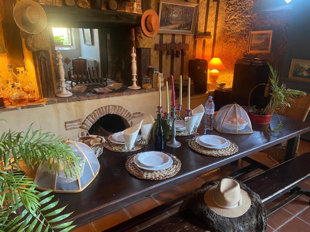 Monguilhem 勒柴亚玛吉纳克旅馆酒店 外观 照片